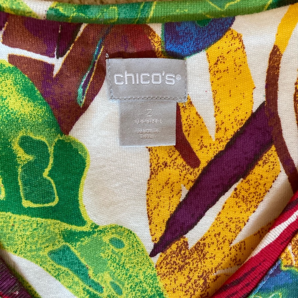 Chicos Tropical v neck stretch tee. Super comfy. Good condition. Size 2/Lg - Picture 2 of 6